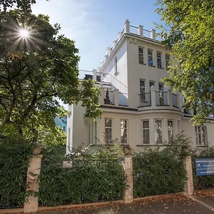 Apartament Whitehouse